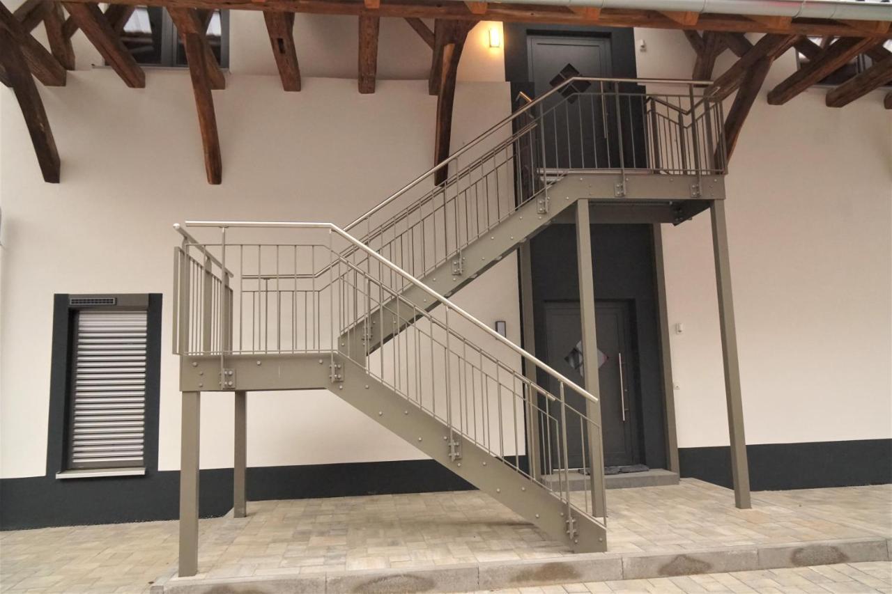 Galerie-wohnung I Sanierter Pferdestall I Europapark I Boxspring I Nespresso Kippenheim